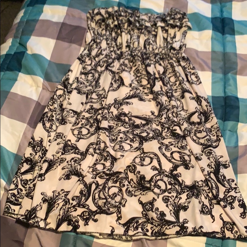 Strapless black and white silk dress